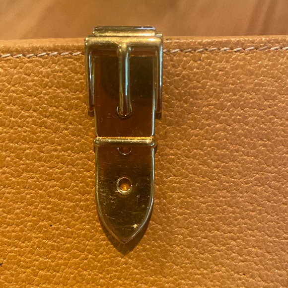 Gucci compact wallet with goldtone hardware - Picture 4 of 14